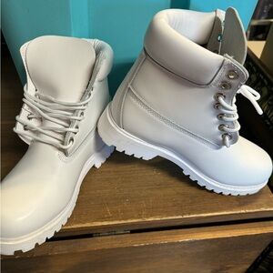 Women’s Timberland boots